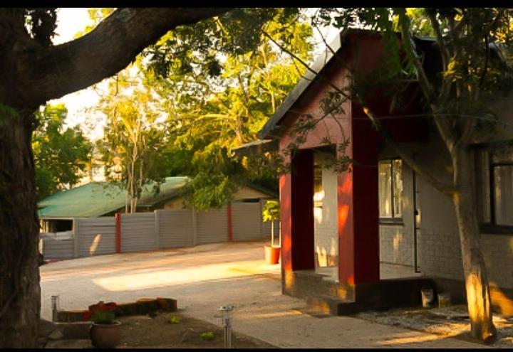 Dreamwood Guest House Mbombela Exterior photo